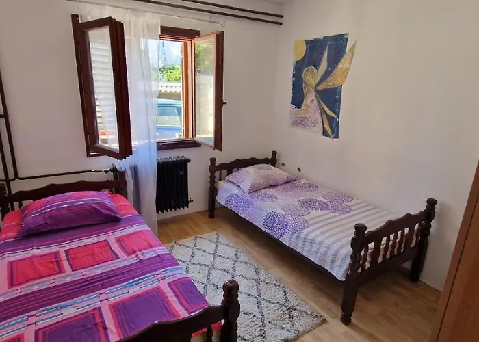 Mihael Apartment *