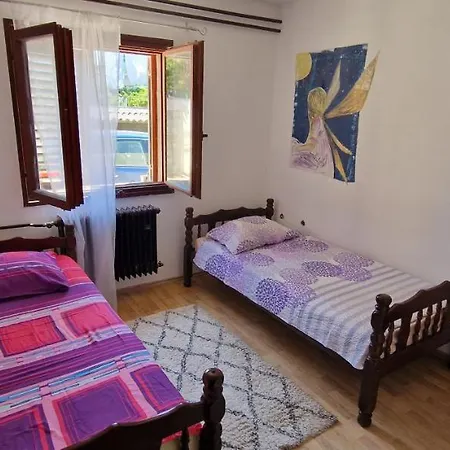 Mihael Apartment *