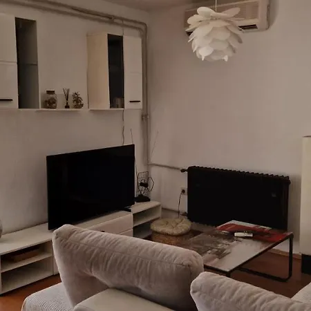 Mihael Apartment *